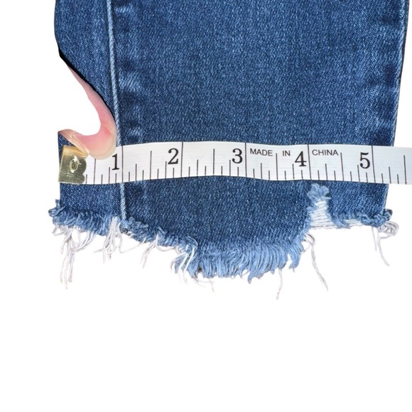 Kancan Women’s 28X 24 Frayed High Waist Dark Wash Stretch Whiskering  Blue Denim - Picture 10 of 10